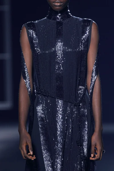 Look 65